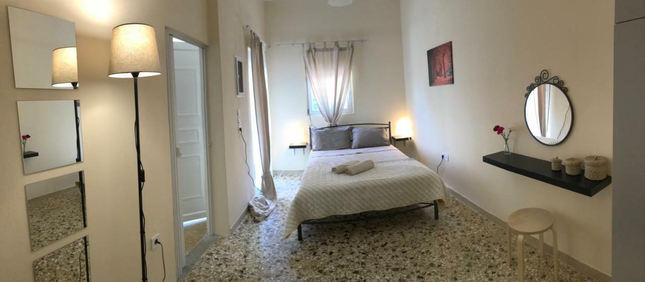 Sunshine'S House Near The Beach, 10 Min From The Airport Artemida  Exterior photo