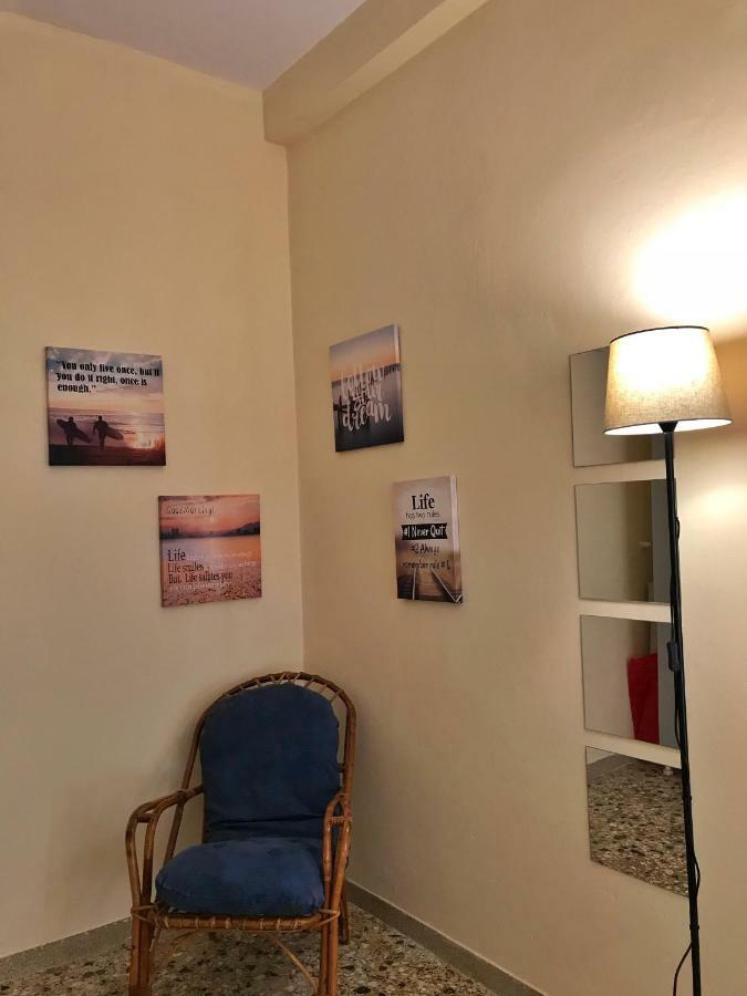 Sunshine'S House Near The Beach, 10 Min From The Airport Artemida  Exterior photo